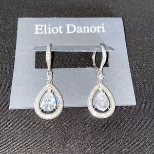Elegant Crystal Earrings - New